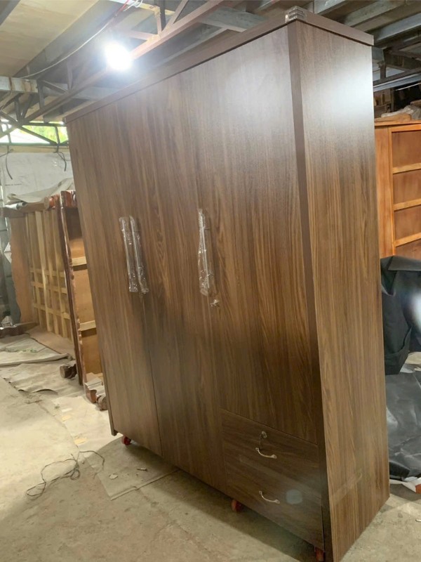 TỦ ÁO MDF LÕI XANH 1M6 3 CÁNH – CHỐNG ẨM MỐC VƯỢT TRỘI TỦ ÁO MDF LÕI XANH 1M6 3 CÁNH – CHỐNG ẨM MỐC VƯỢT TRỘI
